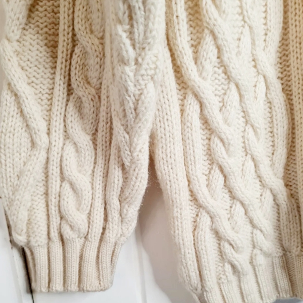 Vintage M&S Pure Wool Cream Cable Knit Scandi Chunky Size L 42" Chest - Picture 3 of 10